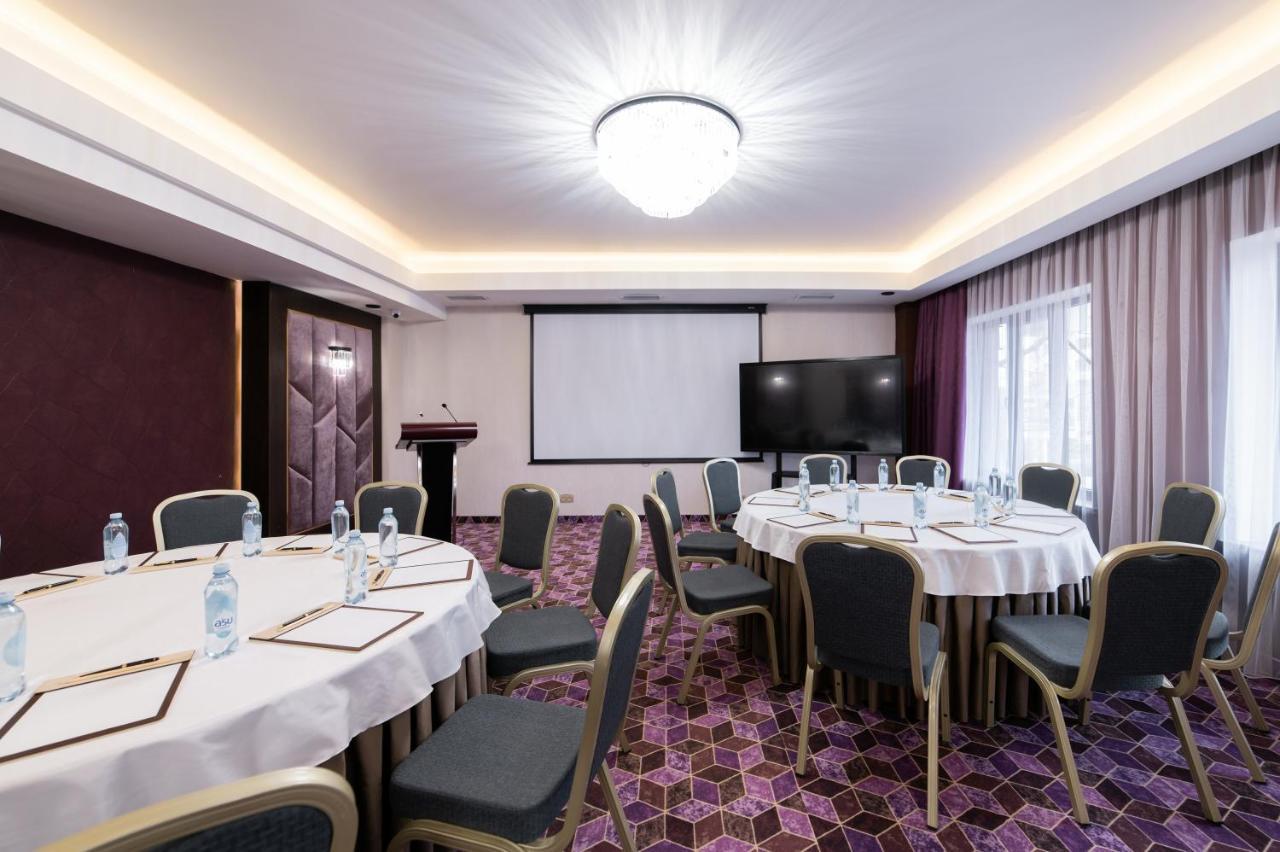 Orient Hotel 비슈케크 외부 사진