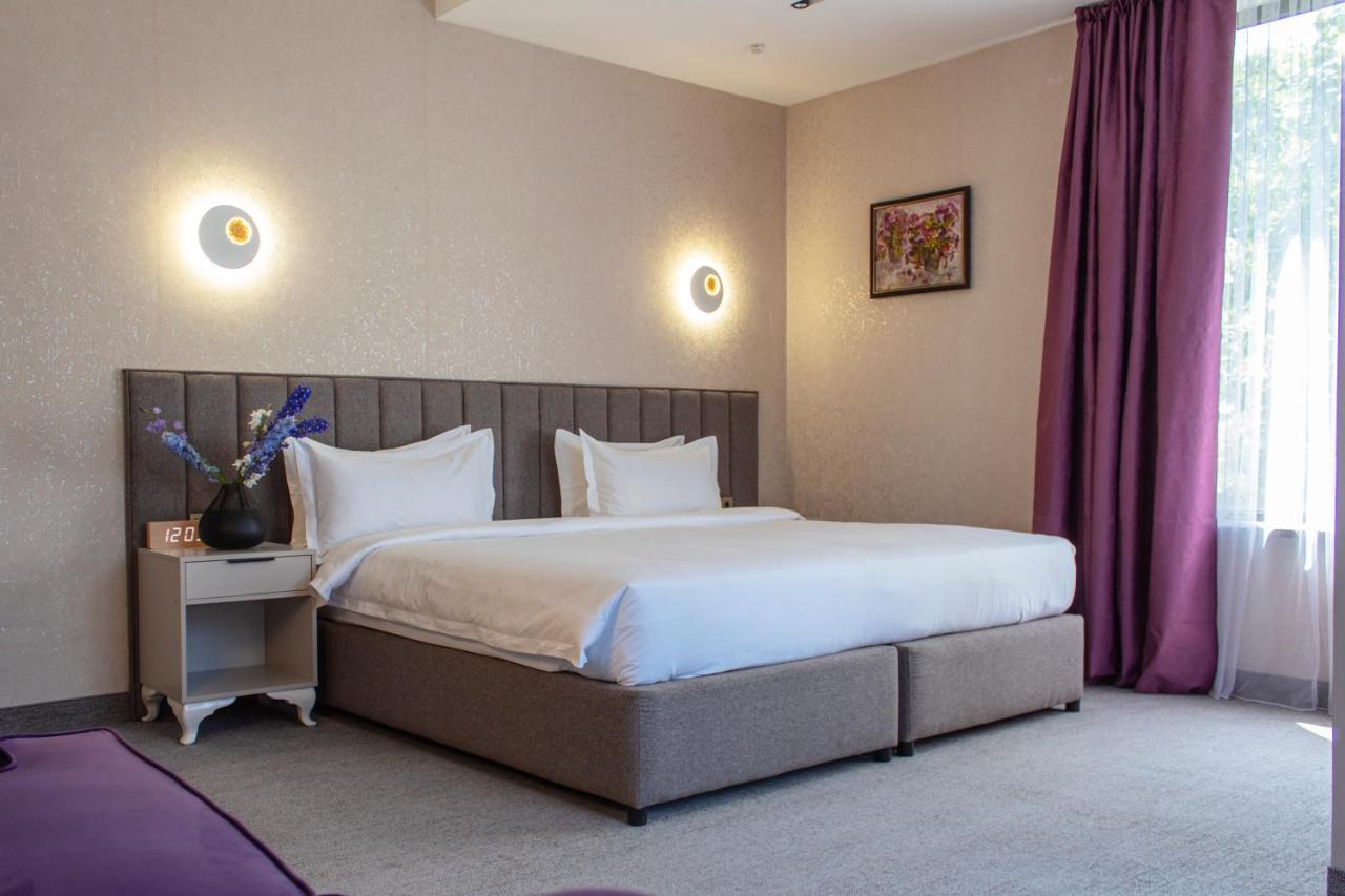 Orient Hotel 비슈케크 외부 사진