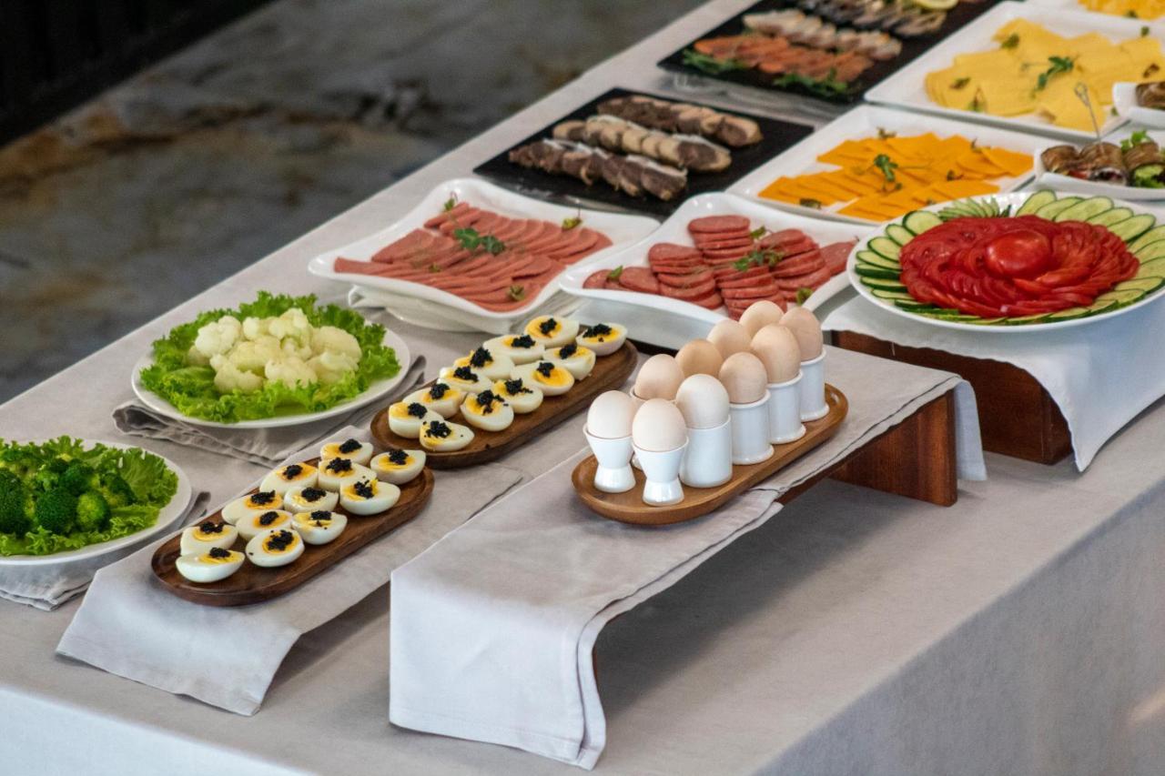 Orient Hotel 비슈케크 외부 사진
